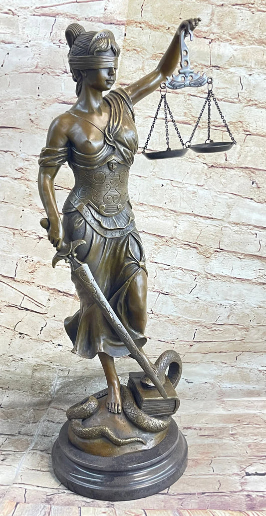 Lady Justice - Bronze - 25"